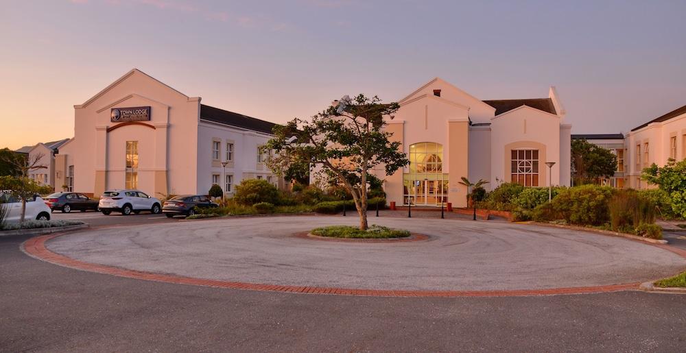 Town Lodge George Exterior photo