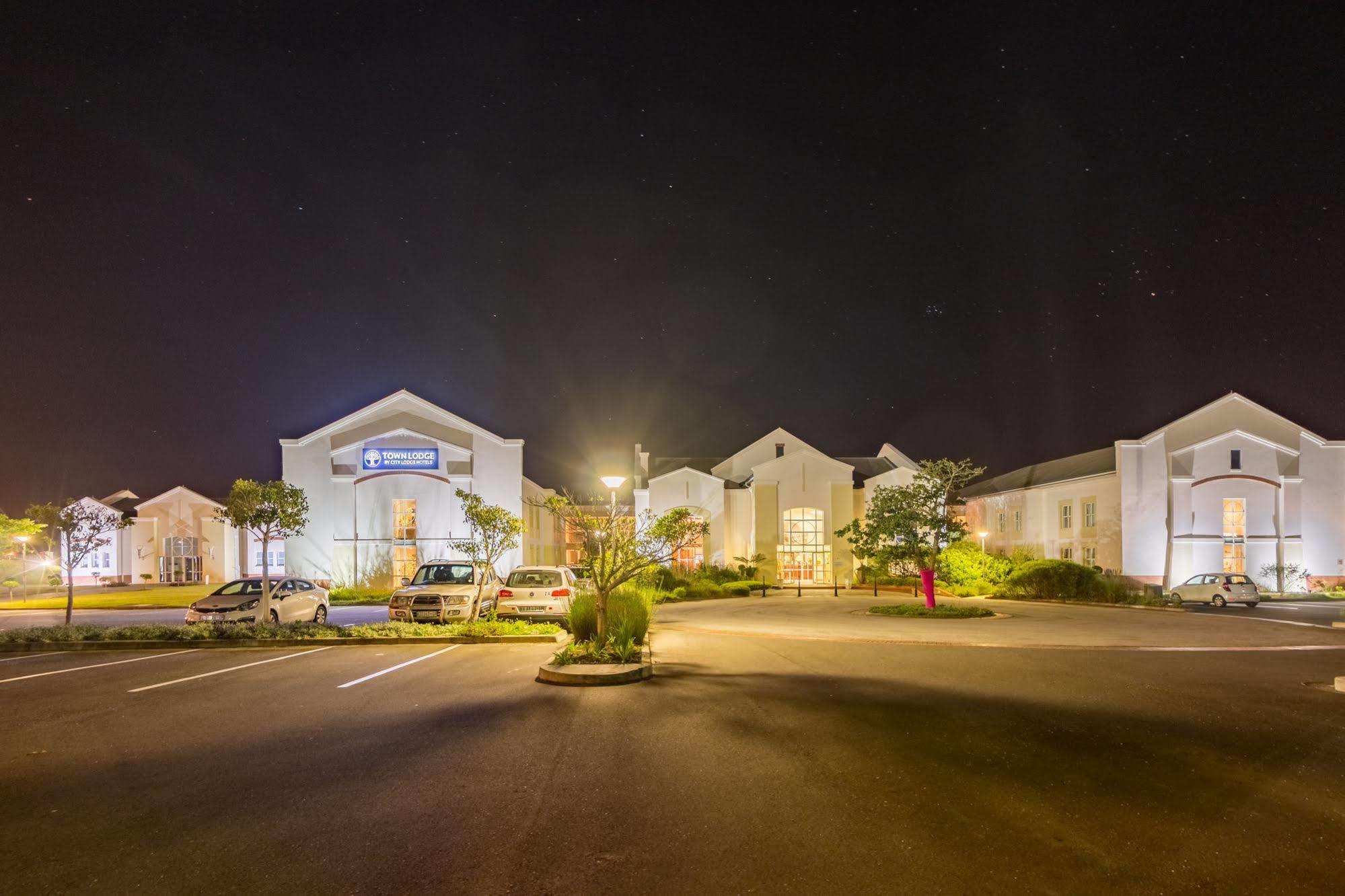 Town Lodge George Exterior photo