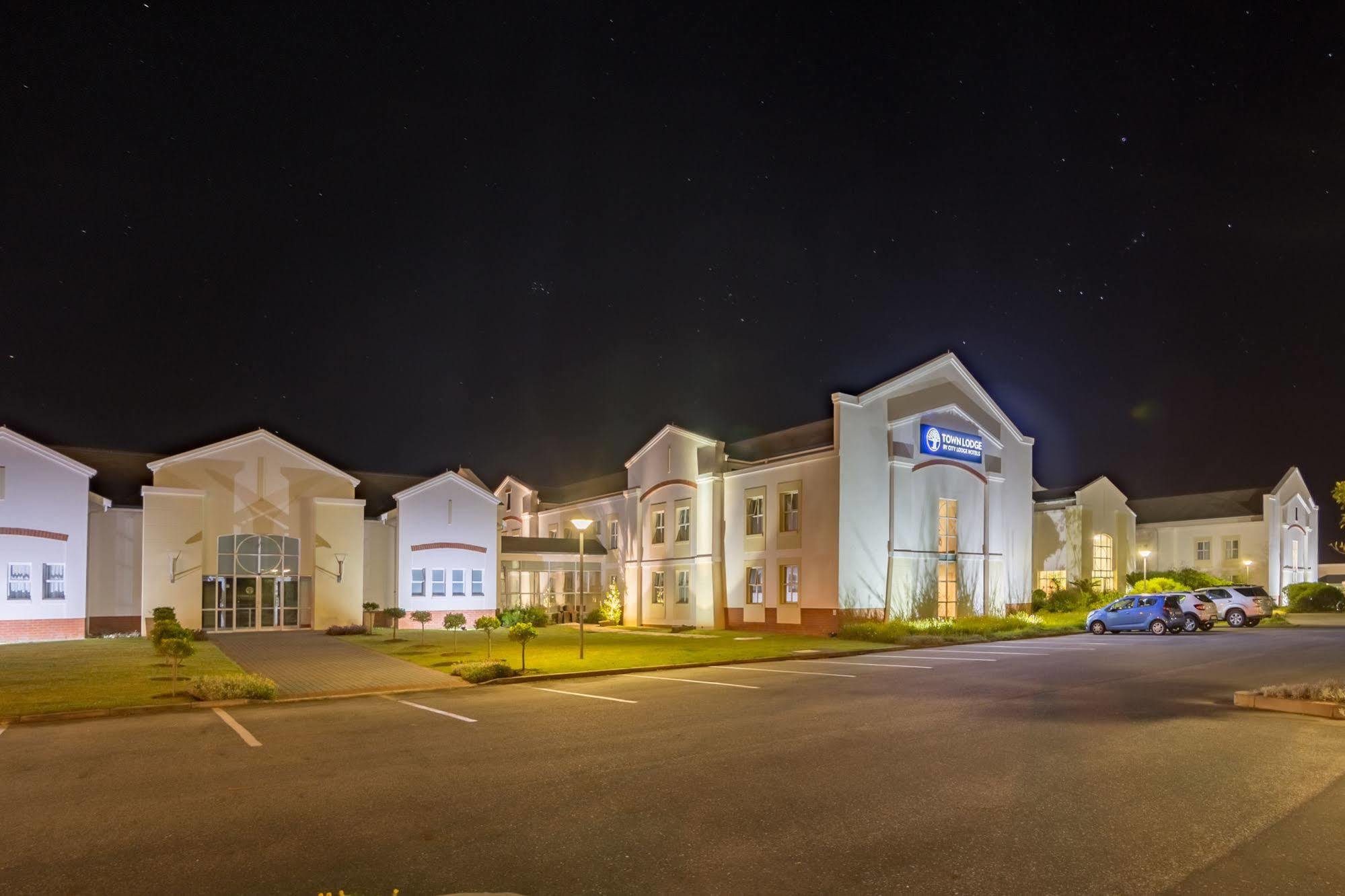 Town Lodge George Exterior photo
